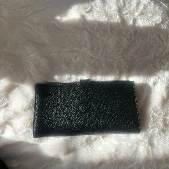 Kate Spade wallet - Picture 2 of 10